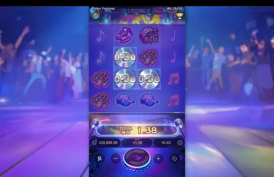 Ảnh màn hình gameplay game Funky Fortunez (slot PG) chơi tại LC79