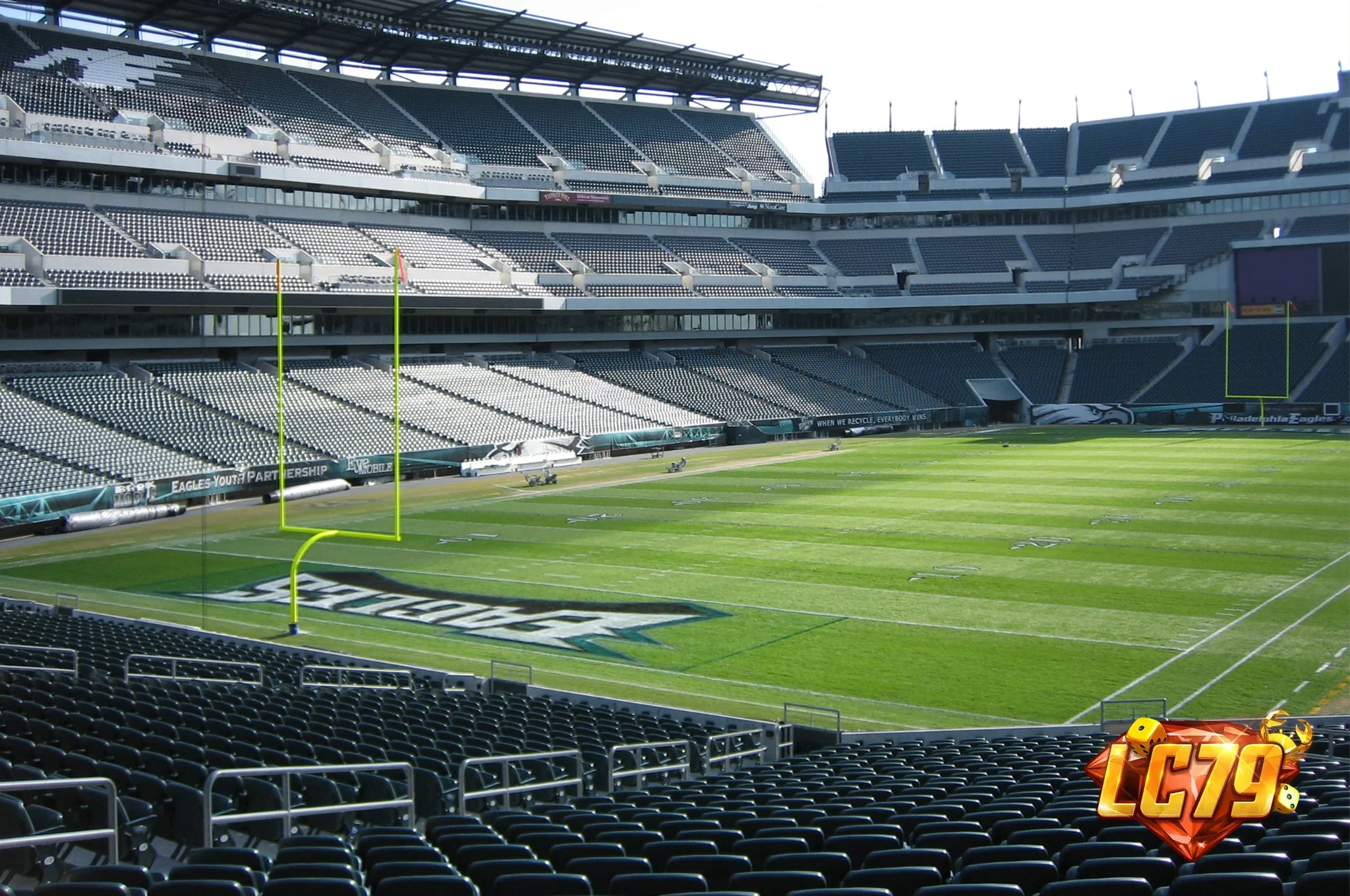 Lincoln Financial Field tại Philadelphia, ảnh Wikimedia Commons đã đóng watermark LC79