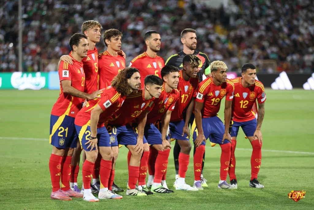 Đội tuyển Spain - ảnh đã gắn watermark LC79