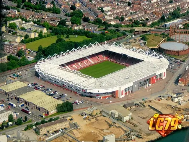 St Mary's Stadium của Southampton, ảnh Wikimedia Commons đã đóng watermark LC79