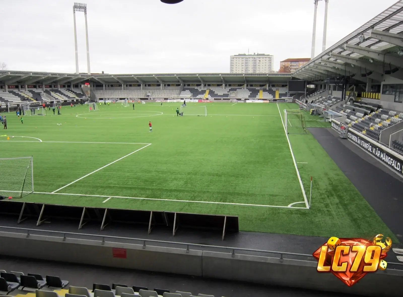 Bravida Arena Hisingen trước chủ đề Häcken 0-3 Juventus tại UWCL