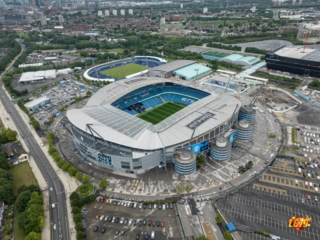 Etihad Stadium trong bối cảnh Man City kháng cáo án Premier League